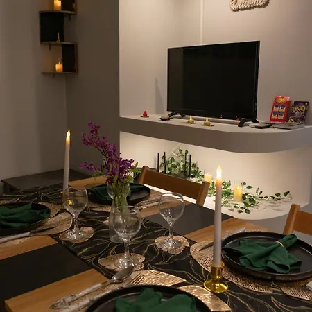 Moon Haven Near Acropolis With 100mbps Wifi Apartmán
